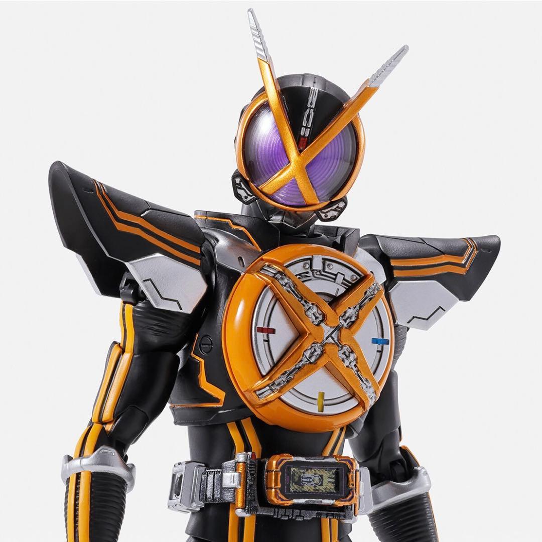 S.H.Figuarts(真骨彫製法) 仮面ライダーネクストカイザ