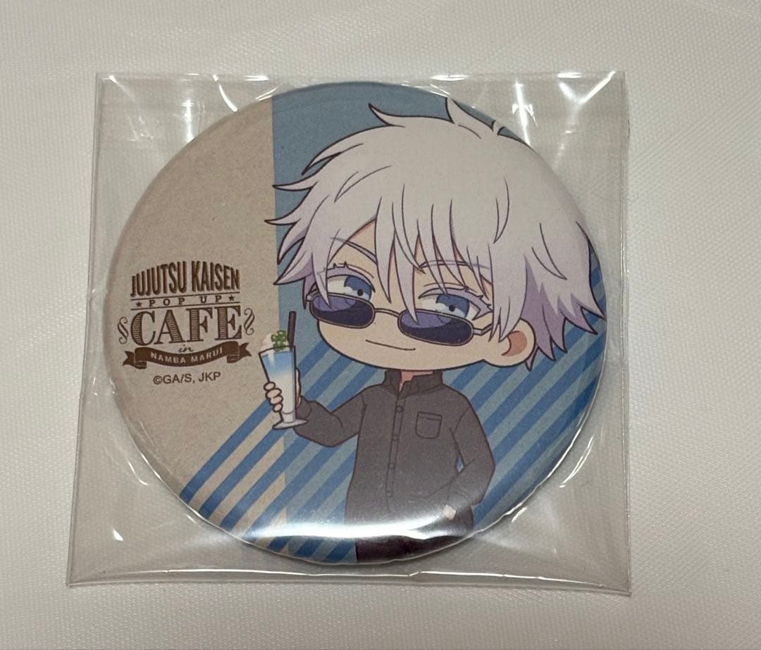 呪術廻戦　五条悟　缶バッジ　カフェ　なんばマルイ