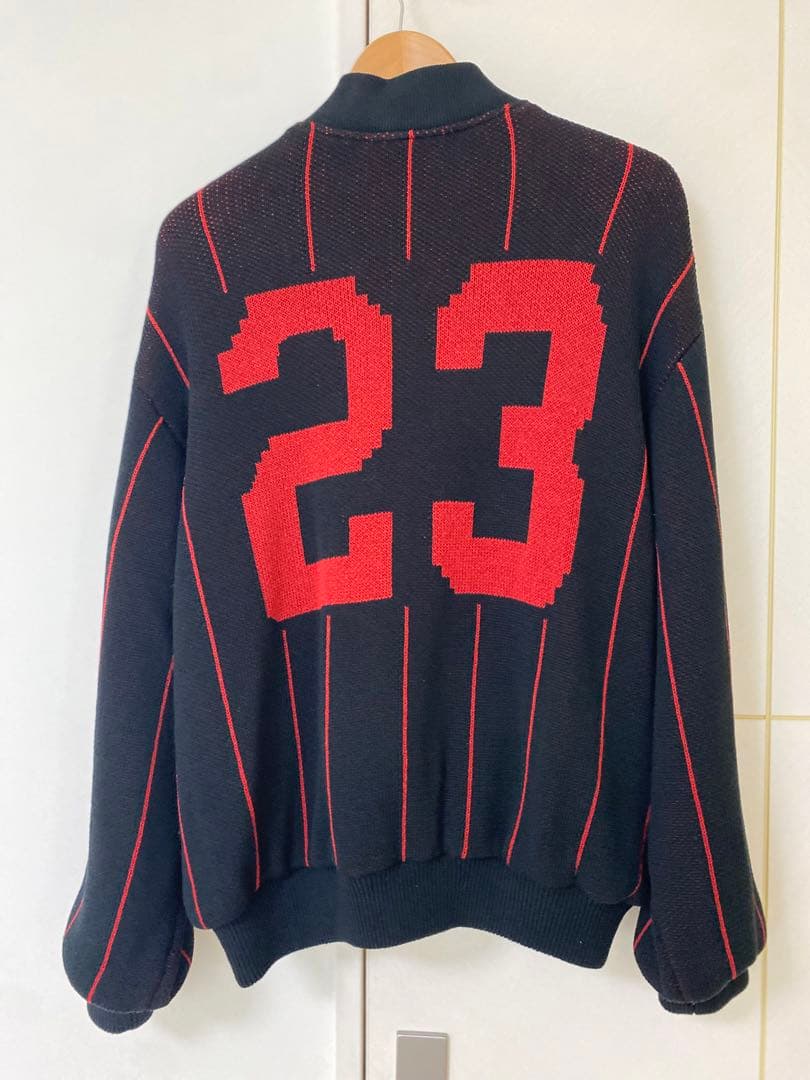 supreme (シュプリーム) ジップアップ　スウェット　(Sweater)