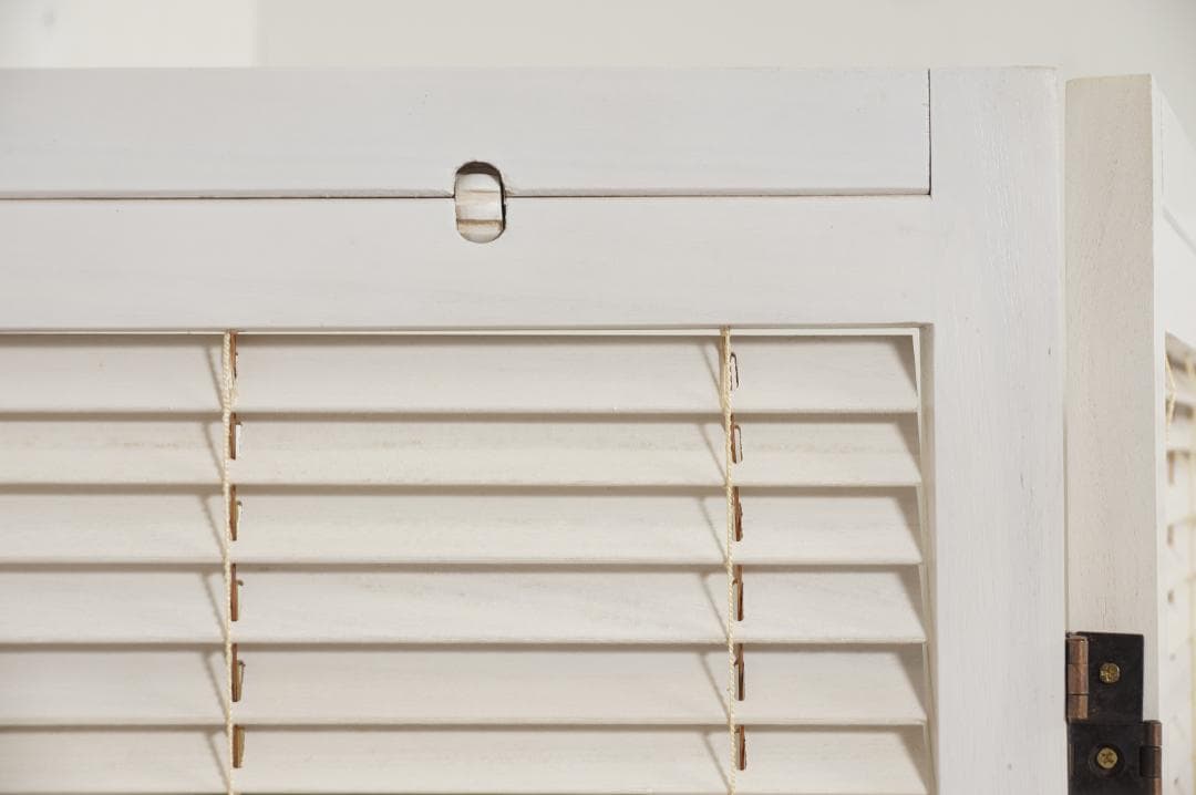 ルーバースクリーン　4連　パーティション　衝立　間仕切り