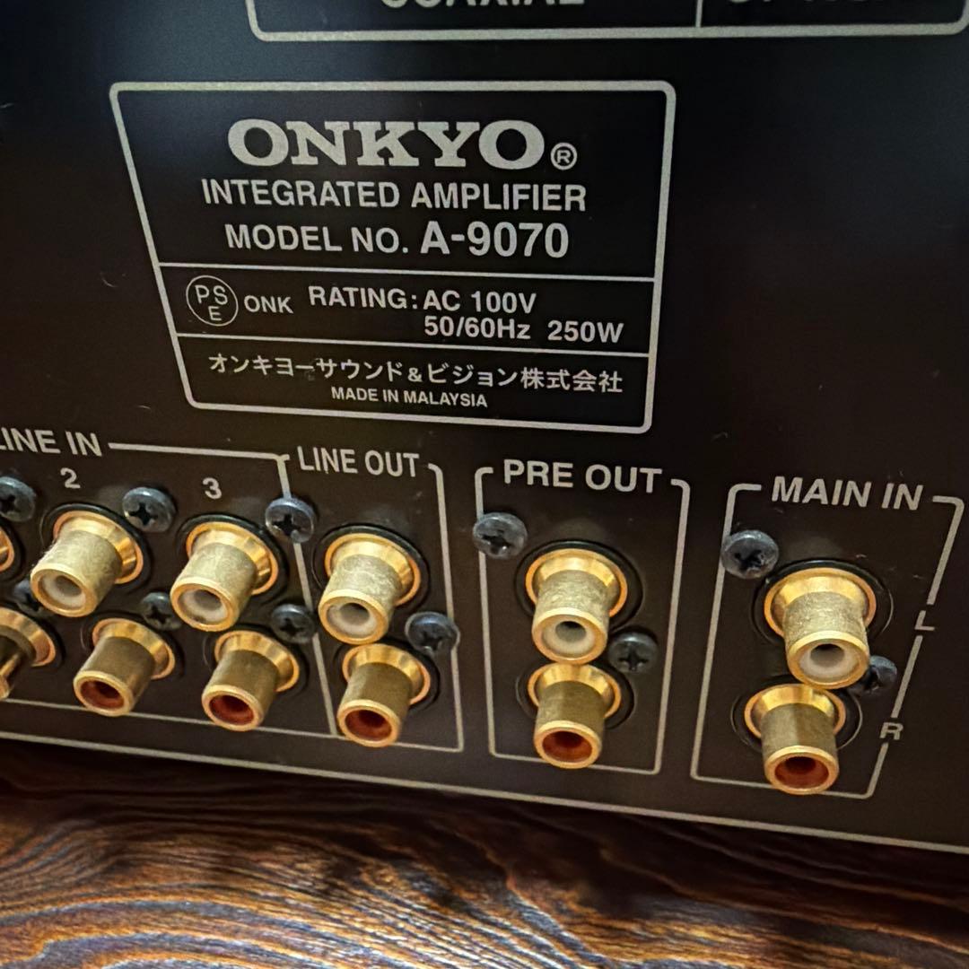 最終値下げ✨ONKYO インテグレーテッドアンプ　A-9070