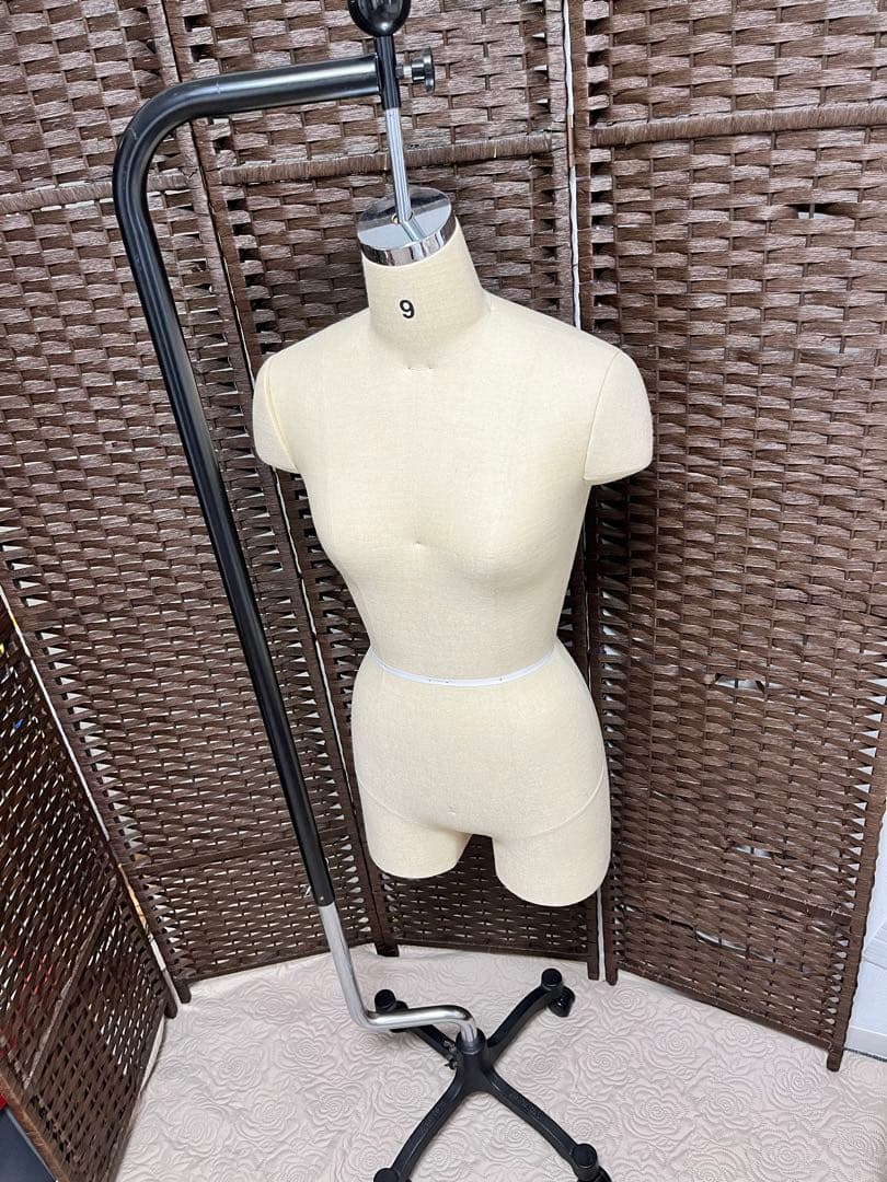 七彩 NANASAI 裁断用 ナチュラルヌードボディ 9号 MT-20 マネキン