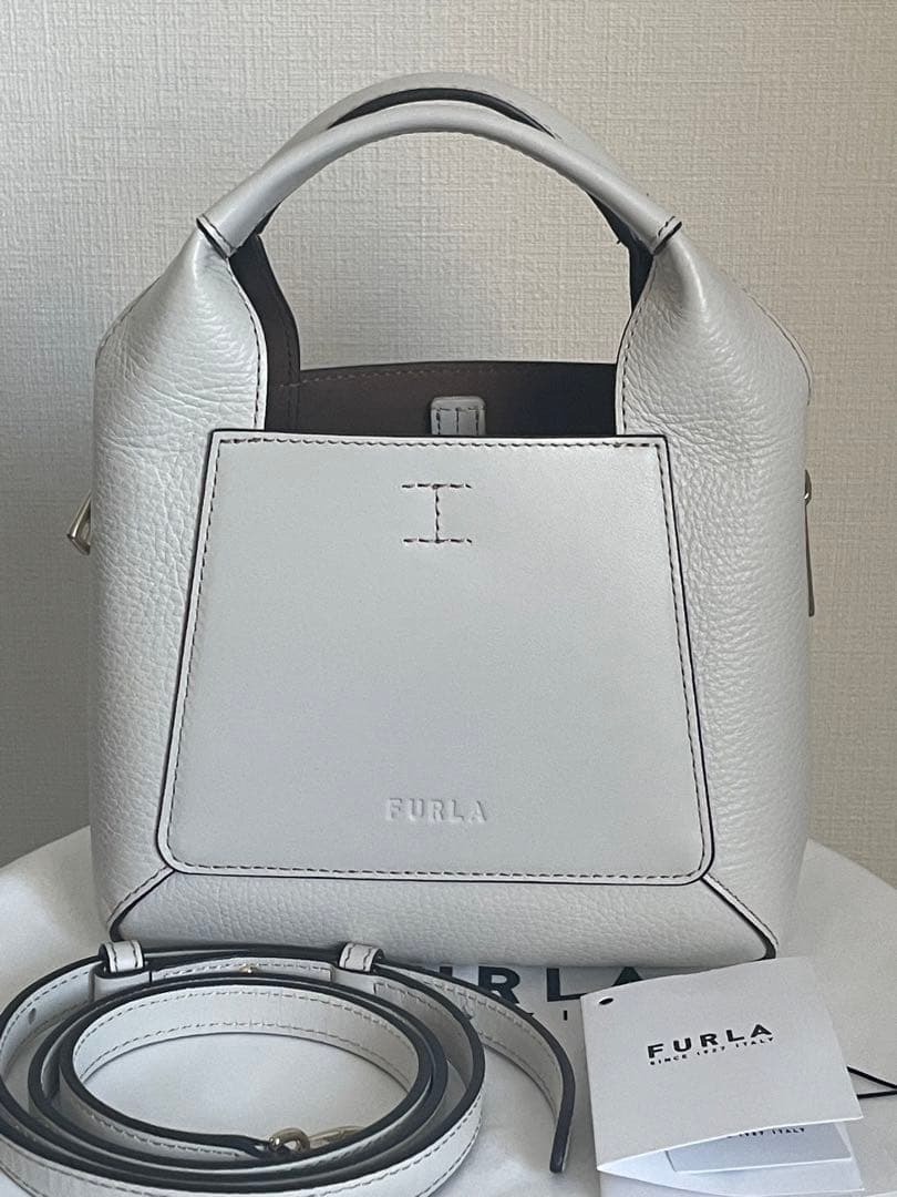 【美品】FURLA フルラ　ジルダ　ミニ