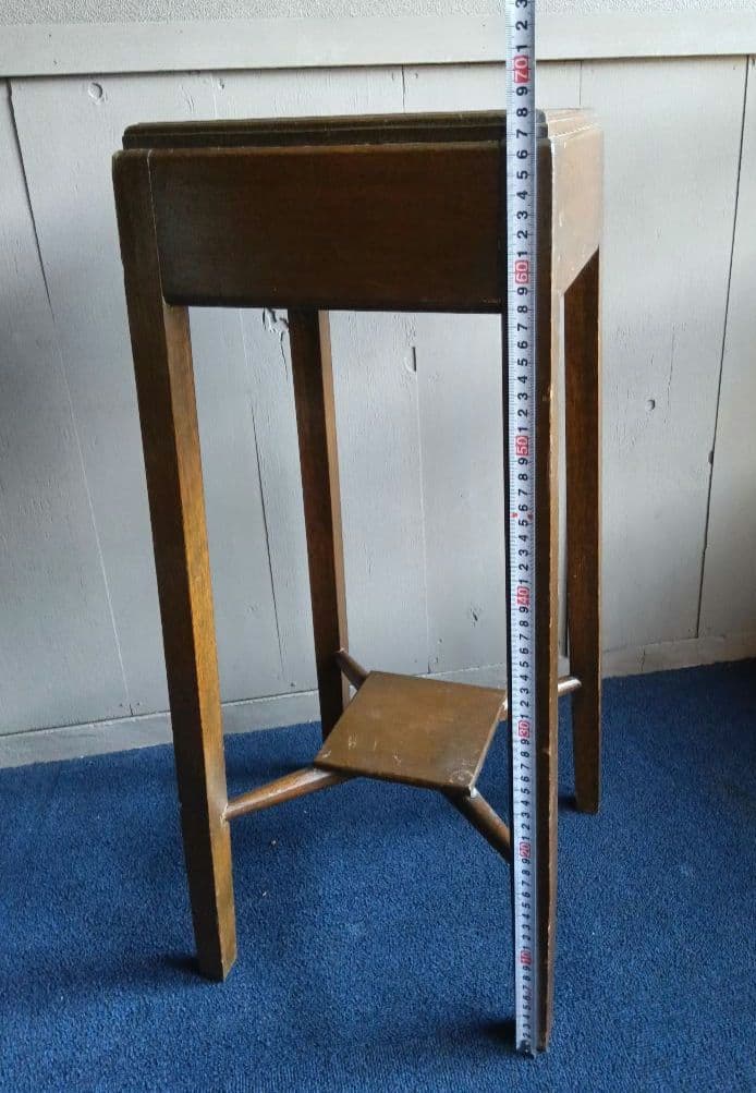 木製飾り台　高飾　レトロ　ヴィンテージ　高さ約68cm