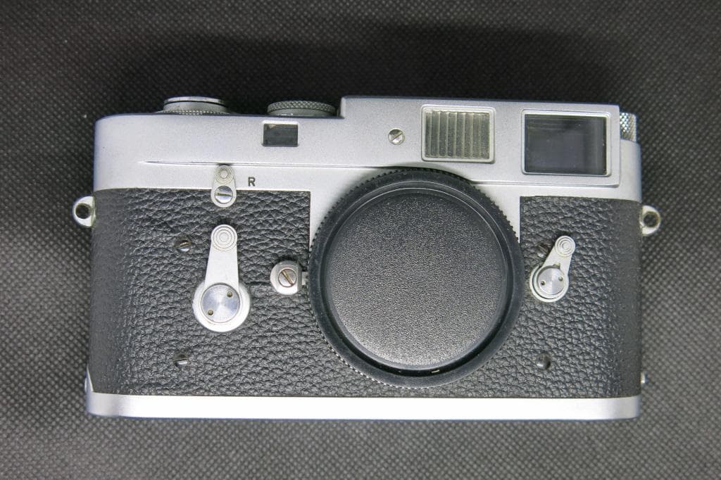 Leica M2 レンジファインダーカメラ