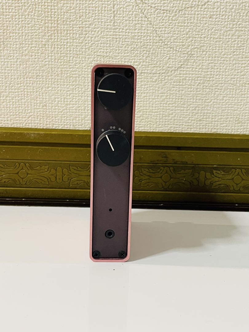 NuForce ギターエフェクター ピンク