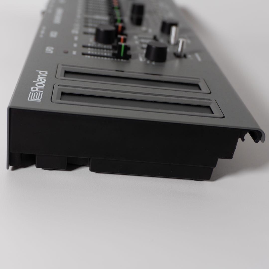 Jonny Roland SH-01A シンセサイザー SH-101