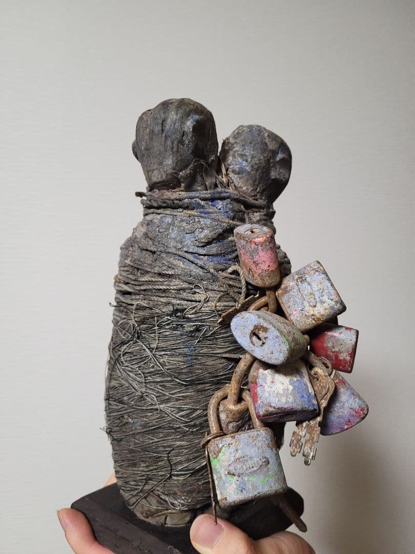 [ダキニ]アフリカ 木彫り トーゴ