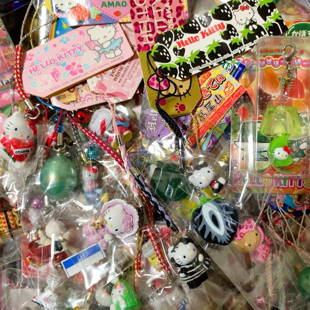 激レア　ご当地キティ248個【ロリータ/イチゴ根付/コラボ/非売品等】入手困難