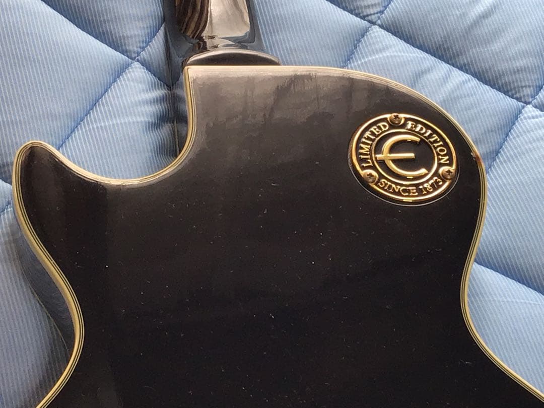 Epiphone Les Paul Custom 　ハードケース付属