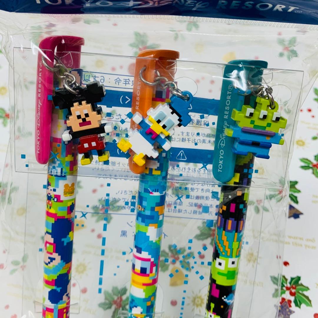 ディズニーリゾート ボールペンセット 3本　ミッキー　ドナルド　エイリアン
