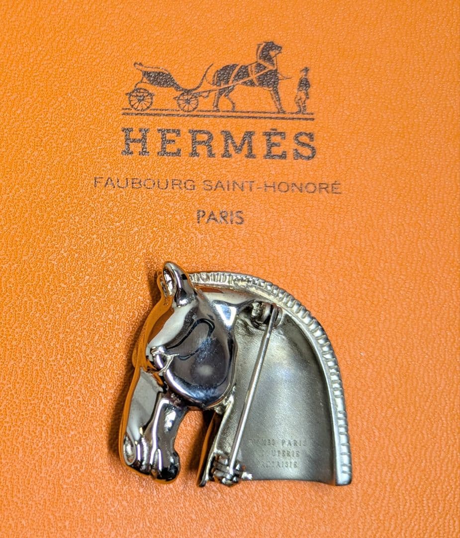 HERMES エルメス　ホースシュバル　ブローチ　シルバー