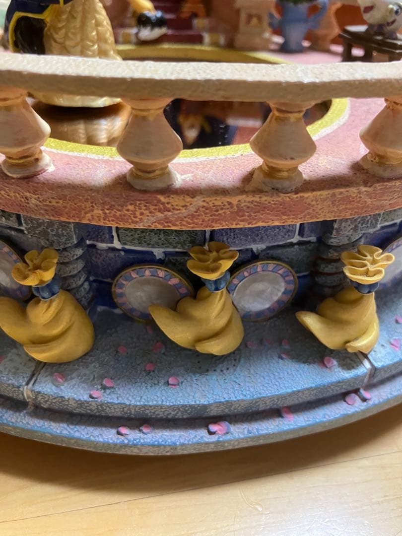 美女と野獣ダンスシーンのオルゴールです。