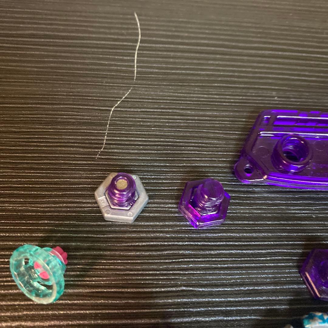 【中古】メタルファイトベイブレード　フェイス　ウィール　トラック　ボトム　まとめ