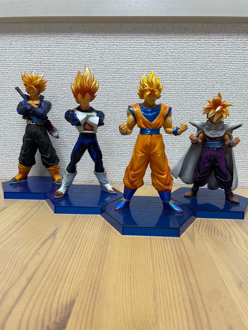 ドラゴンボール フィギュア 4体セット レジェンドオブサイヤン