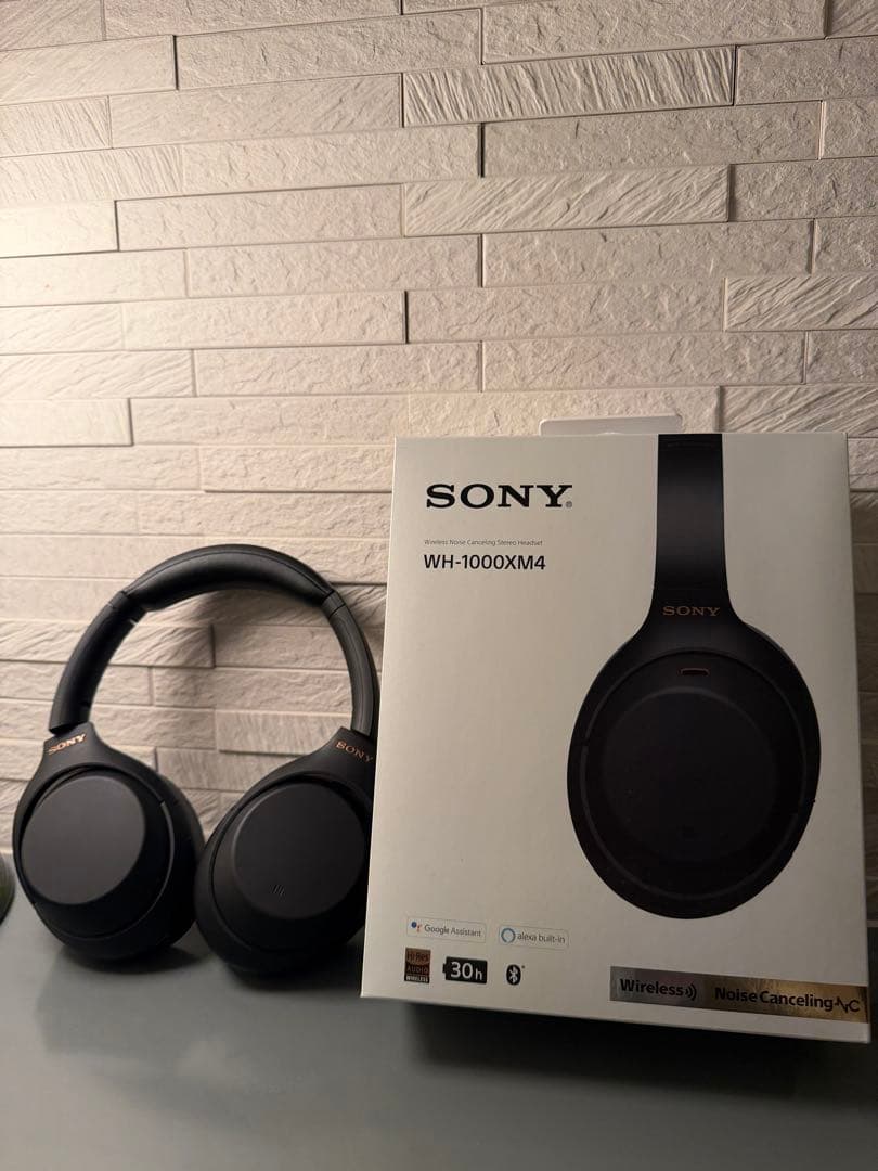 ソニー　WH-1000XM4 ほぼ未使用