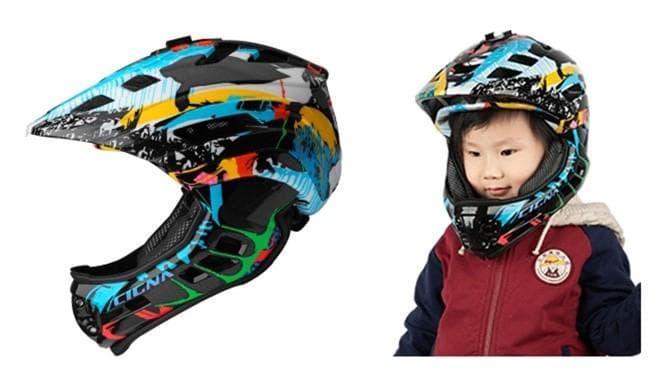 ストライダー フルフェイス ヘルメット CIGNA PRO 走行撮影 レース用