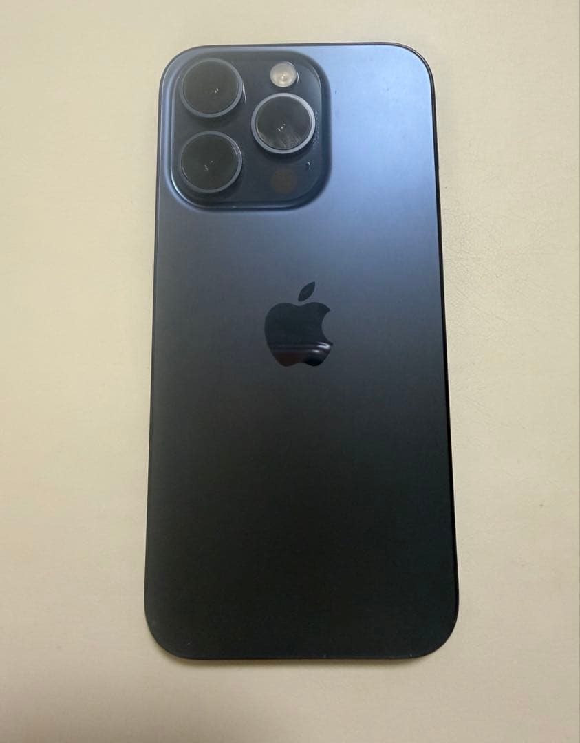【iPhone 15Pro】 SIMフリー256g おまけでケース付き