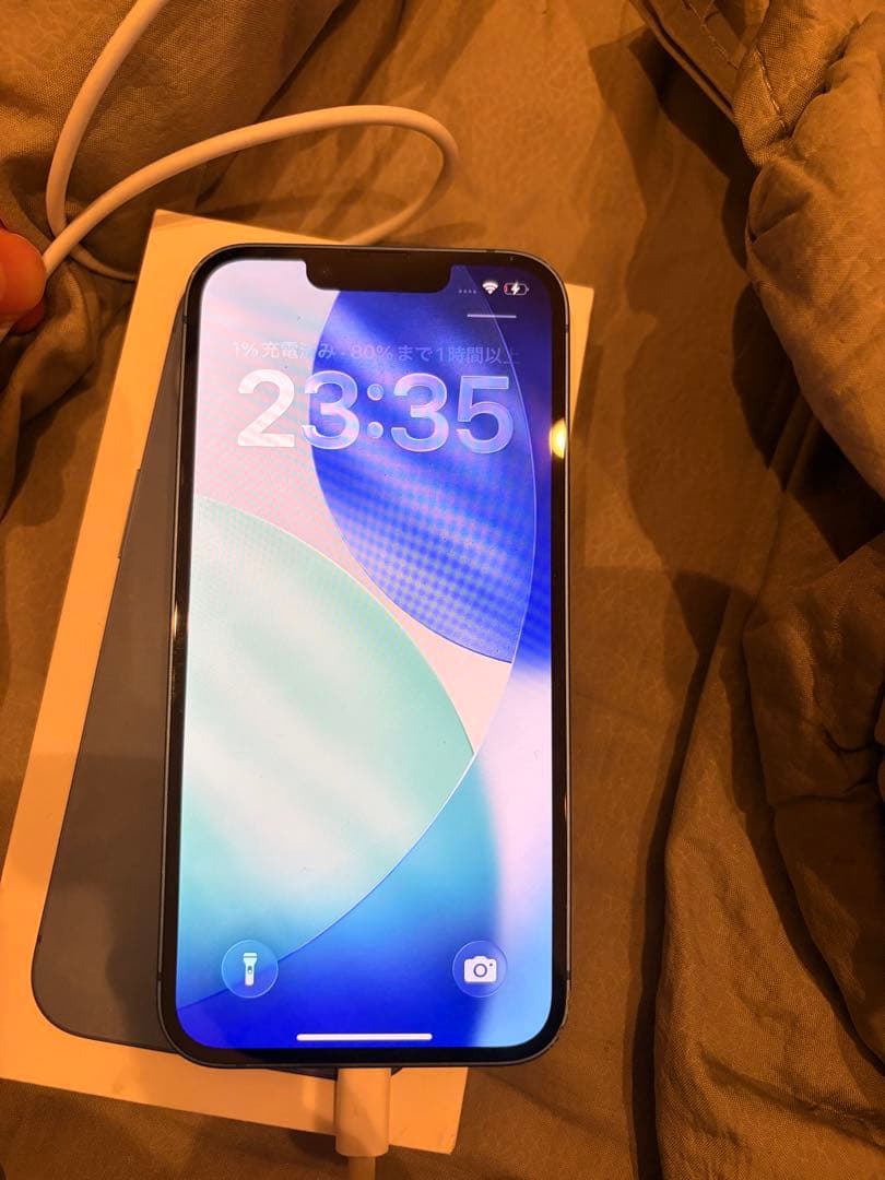 Apple iPhone 13 青 6.1インチ 本体