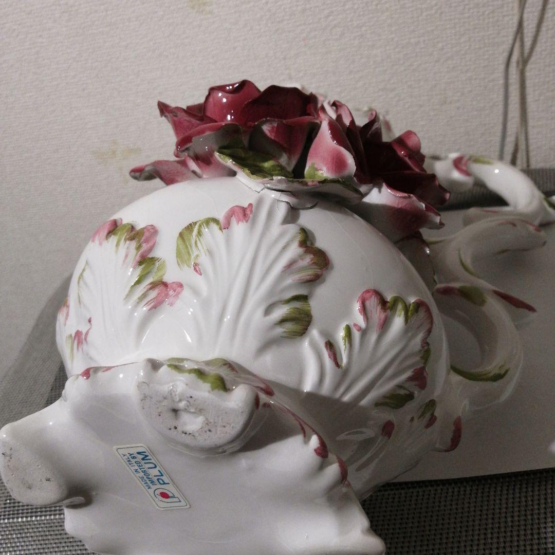 陶器製バラ装飾ピッチャー 高さ約30cmメイドインイタリア