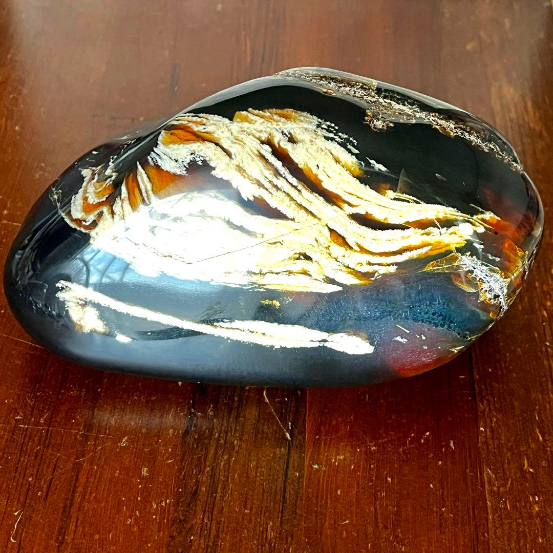 巨大 琥珀 原石 標本 688g アンバー チェリー ブルー タイガー 鑑賞石