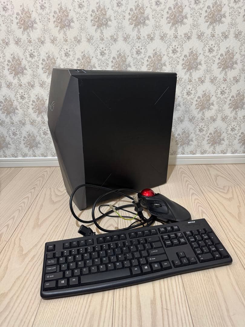 ASUS デスクトップPC CORE i7 9700K