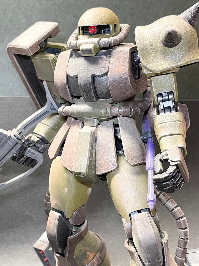 ザク　塗装済完成品　ガンプラ 全塗装　ガンプラ完成品