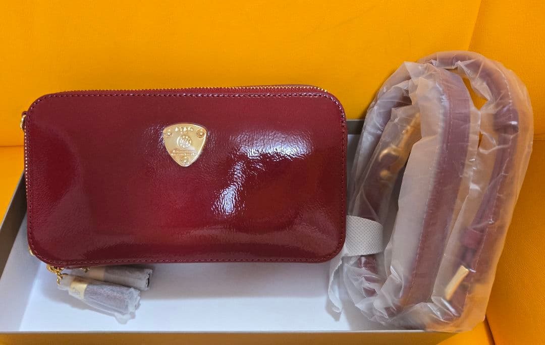 ゆず　新品未使用品　ATAO アミュレット　エナメル　ルビー