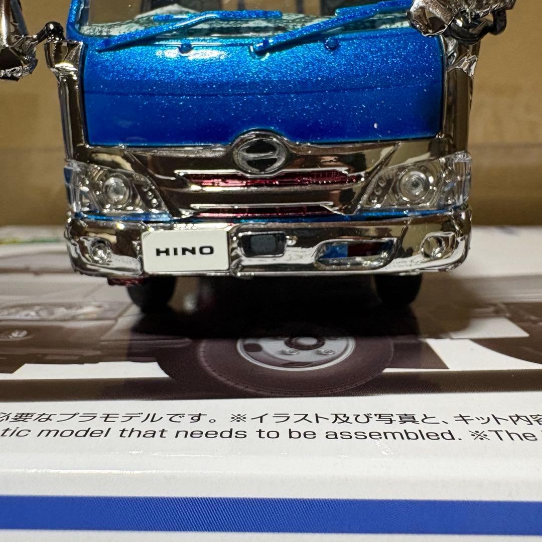 送料込み　楽プラ デュトロ 完成品 プラモデル デコトラ 1/32 ラメ塗装