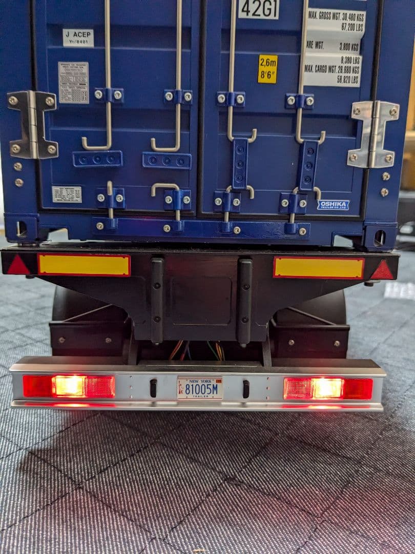 [御月]　タミヤ　1/14 セミトレーラー日本郵船40フィートコンテナ