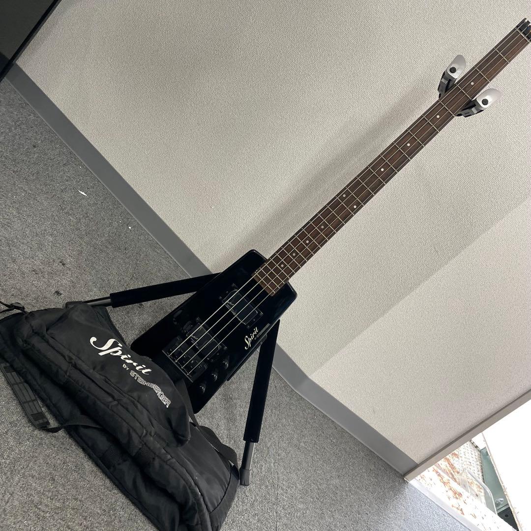 動作品 Spirit by Steinberger ヘッドレスベース エレキ