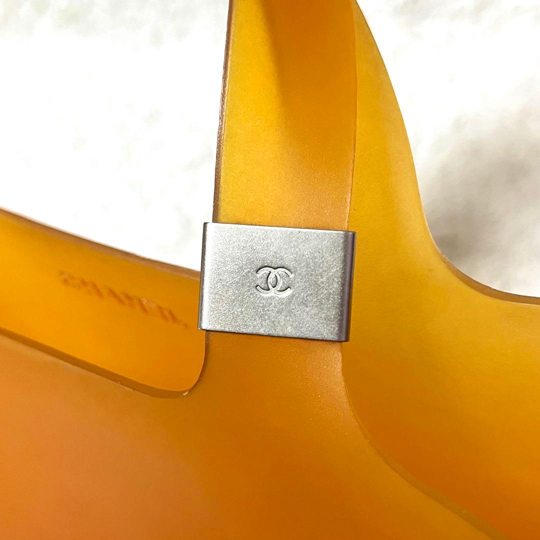 ✨入手困難✨CHANEL ラバートートバッグ ハンドバッグ オレンジ ロゴ金具