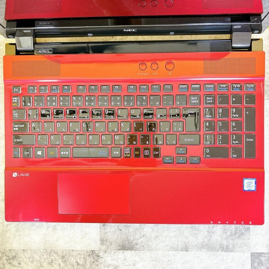 ⅰ7✨新品SSD512GB✨きれいな赤❣Win11カメラ付 ブルーレイ フルHD