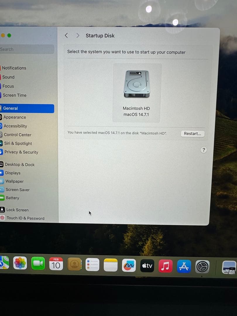 未使用に近い　バッテリー100%　MacBook Air M3 ミッド