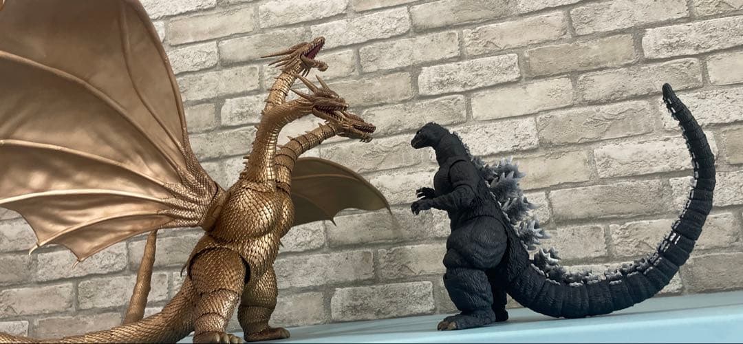 【☆もうすぐ終了！早い者勝ち！美品！】ゴジラvsキングギドラ(ハイヤトイズ)