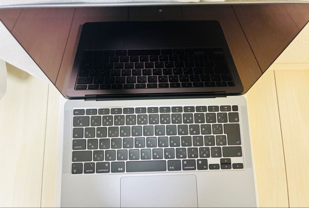 【外装美品】MacBook Air M1 2020 16GB 256GB