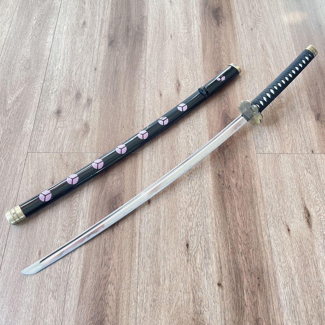 【ワンピース】【黒刀秋水】 武具　刀装具　日本刀　模造刀 居合刀　鉄製