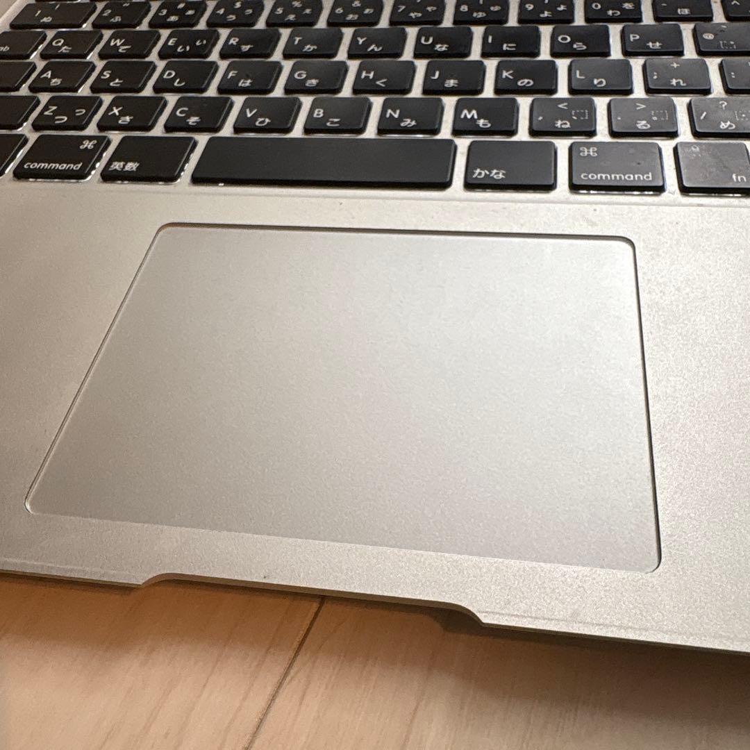 【Apple MacBook Air13】本体 充電器付属