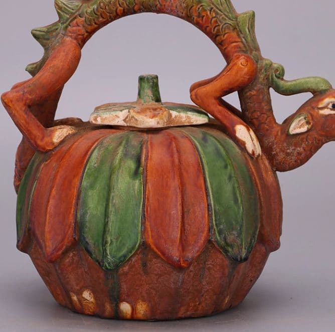 唐三彩とうさんさい 陶磁器 装飾品 工芸品 美術品 置物