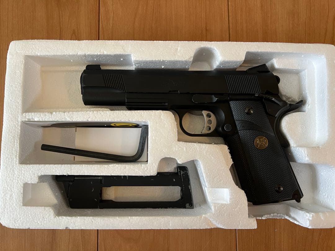 カーボネイト M45CQP ガスガン