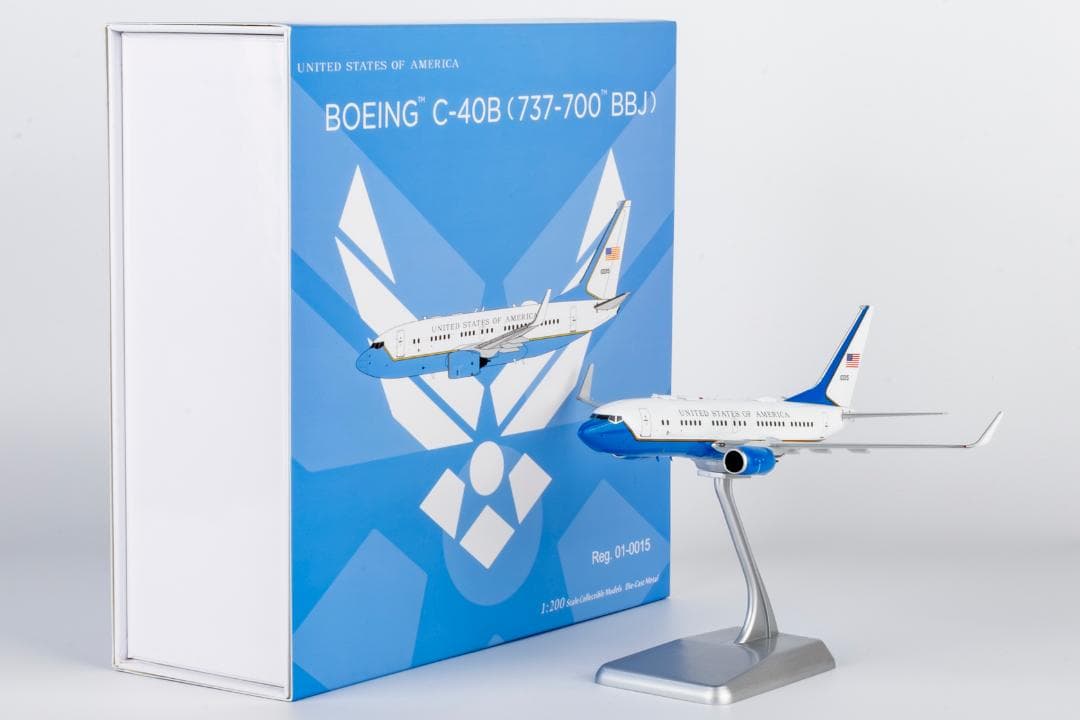 アメリカ空軍 C-40B 01-0015 1/200
