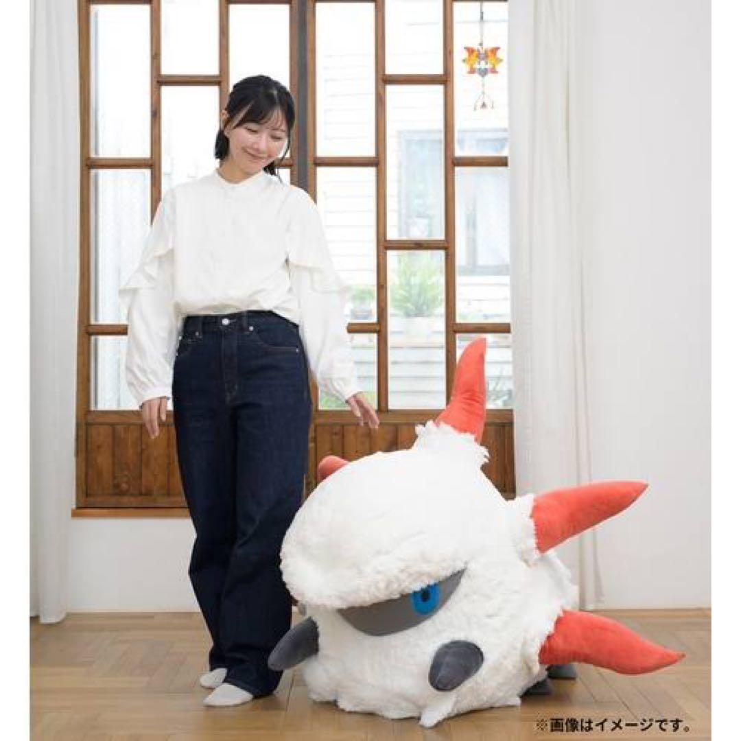 等身大　メラルバ　ぬいぐるみ