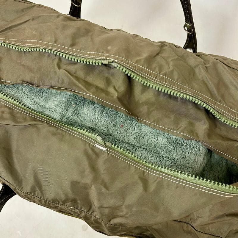 【希少】フランス軍 AERAZUR パラシュートバッグ 65L 樹脂製ジッパー