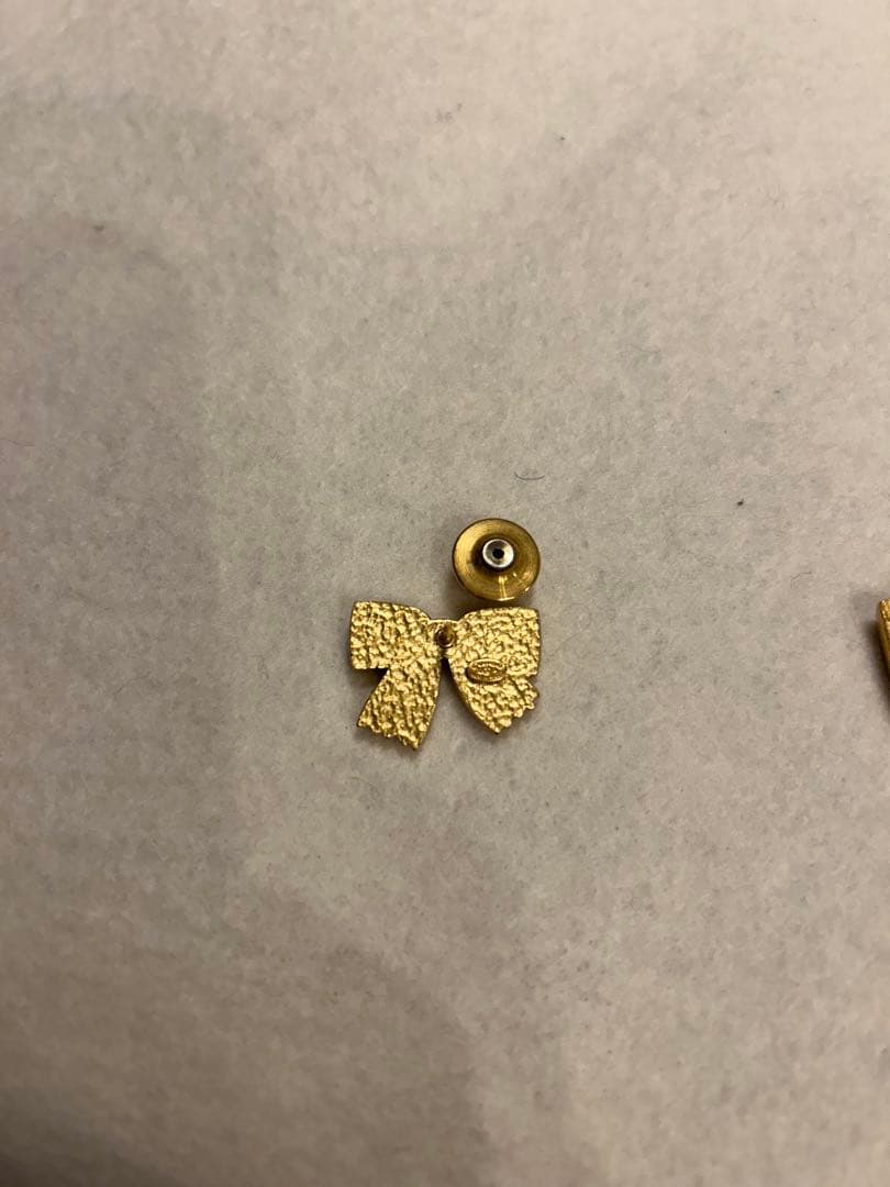 CHANELピンブローチ2つセット