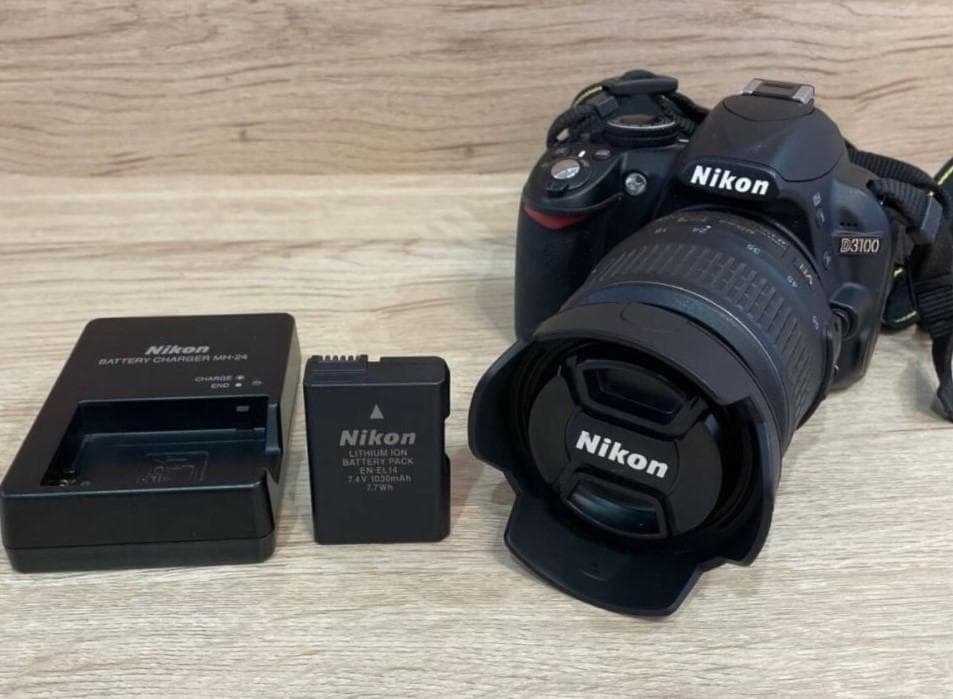 完動品✨ ニコン D3100 18-55mm セット 一眼レフ デジカメ