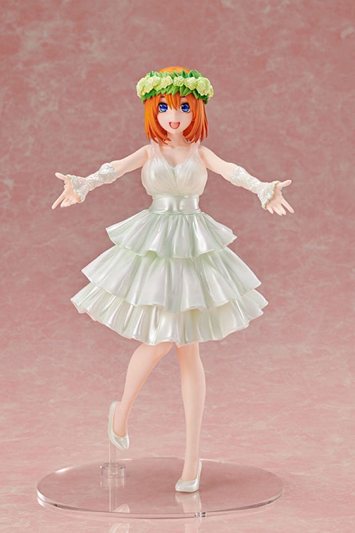 新品未開封　五等分の花嫁　中野四葉　フィギュア　amakuni ウェディング