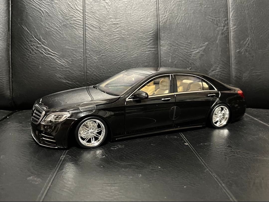 メルセデスベンツ　Sクラス　1/18