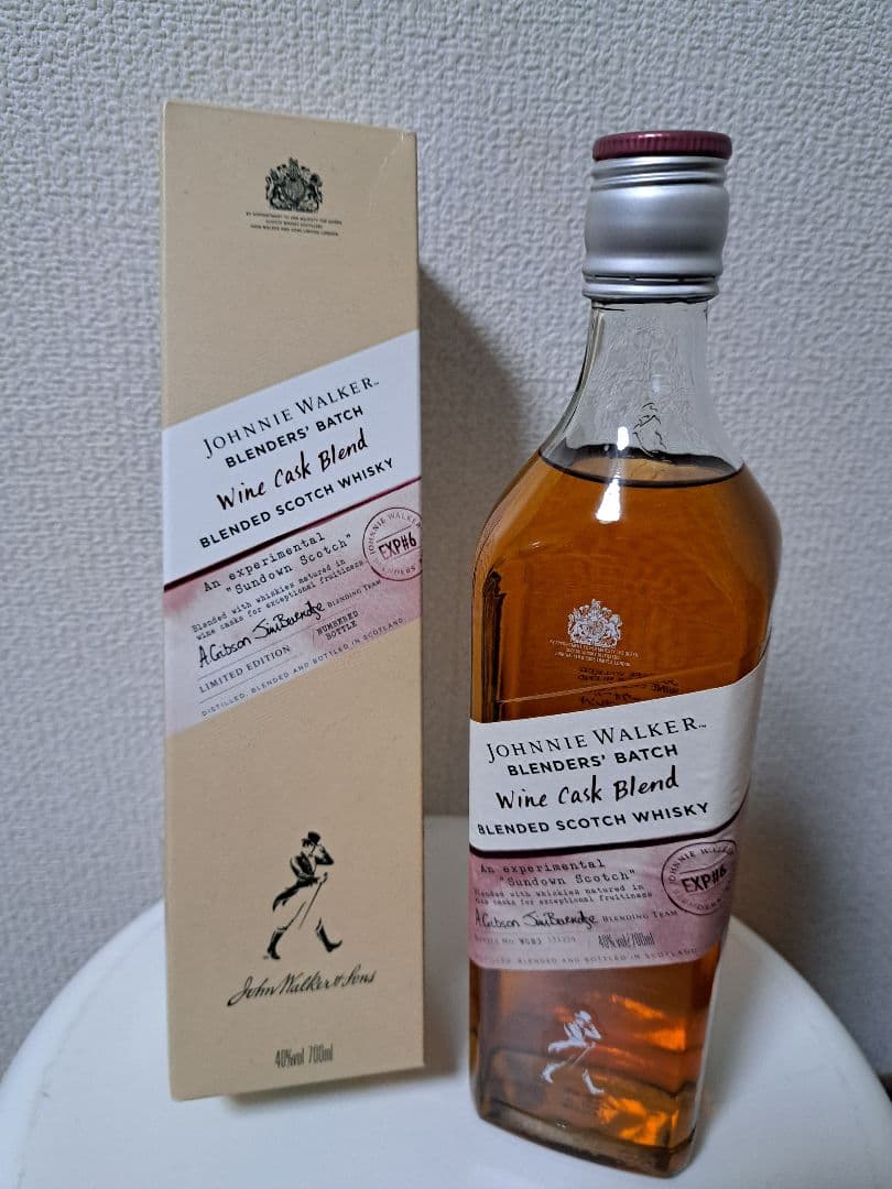 ジョニーウォーカー 　ワインカスクブレンド 700ml