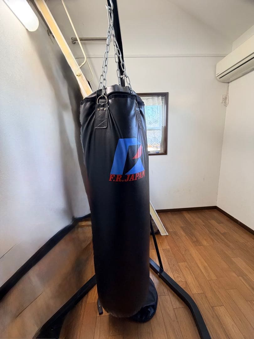 ファイティングロードサンドバッグ　スタンド付き