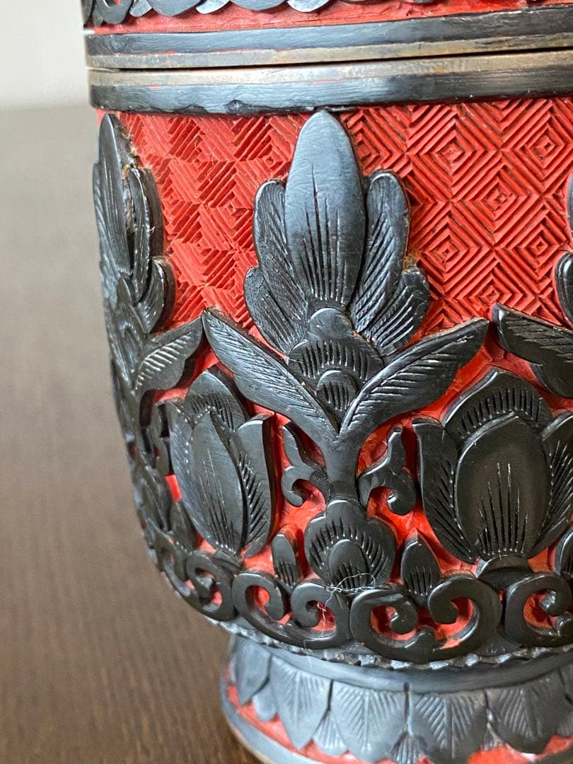 未使用　中国古玩　中国工芸美術品茶器茶道具　堆黒彫漆セット トレー付き